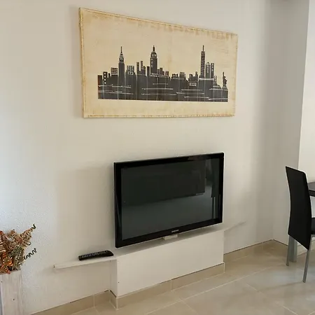 In Castle Harbour , Cristianos * لوس كريستيانوس